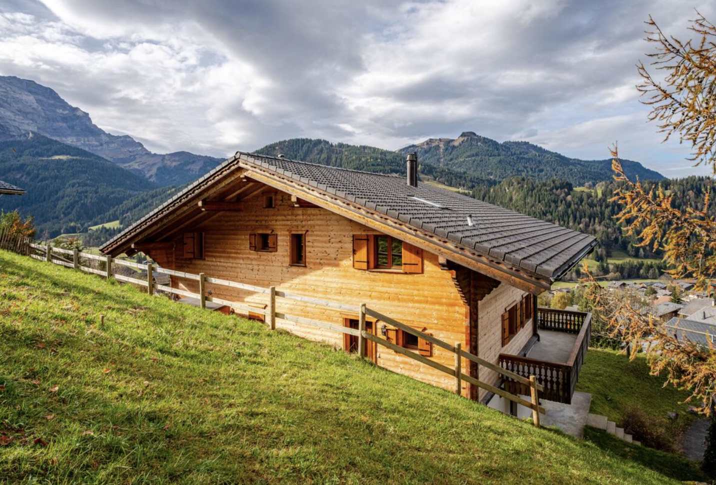 Modern 4BR Chalet